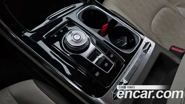 Kia Carnival 2022 — Фото 9/20