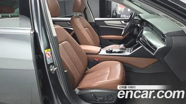 Audi A6 2020 — ფოტო 8/21
