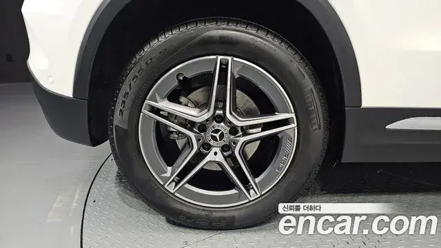 Mercedes-Benz GLA-Class 2022 — ფოტო 10/20