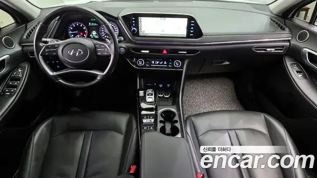 Hyundai Sonata Hybrid 2021 — Photo 4/19