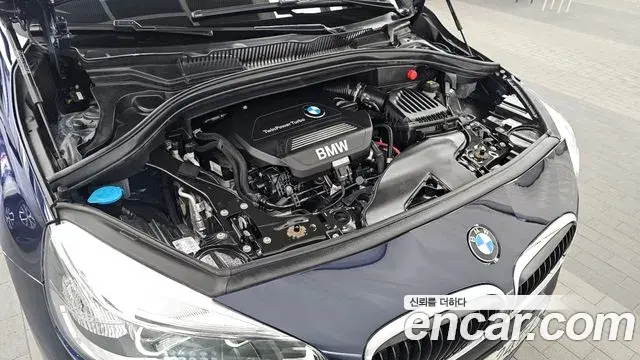 BMW 2 Series Active Tourer 2018 — Şəkil 11/20
