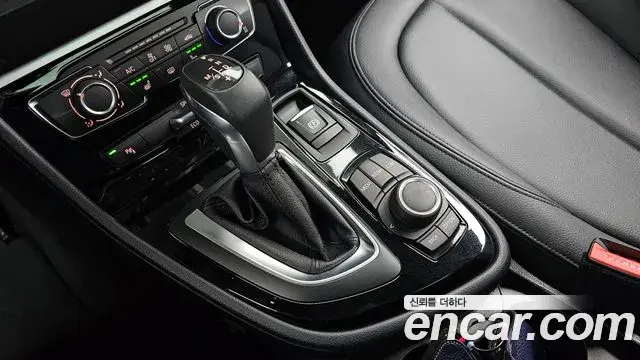 BMW 2 Series Active Tourer 2018 — Şəkil 4/20