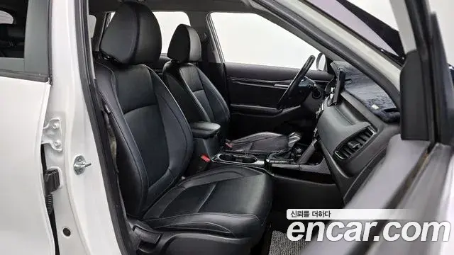 Kia Seltos 2019 — ფოტო 9/20