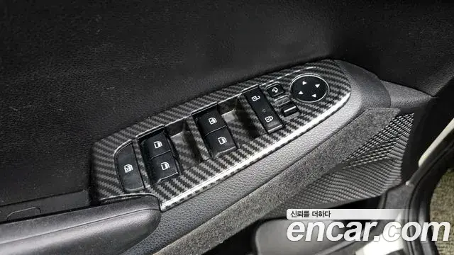 Kia Seltos 2019 — ფოტო 6/20