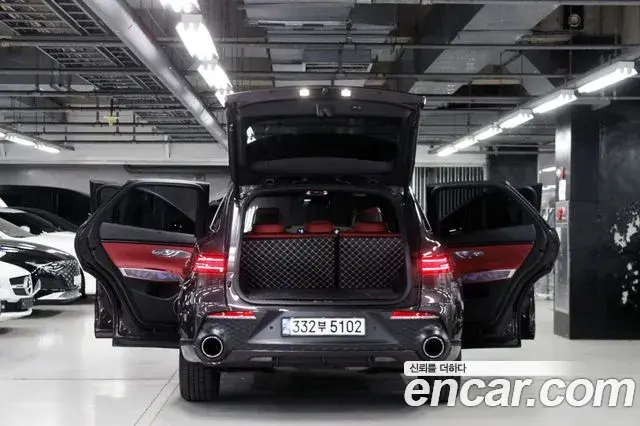 Genesis GV70 2022 — Photo 14/20