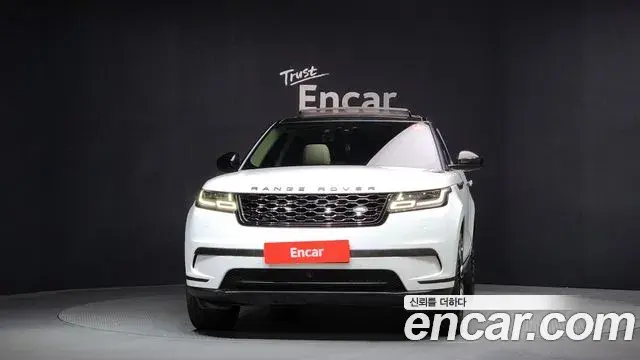 Land Rover Range Rover Velar 2018 — Şəkil 15/20