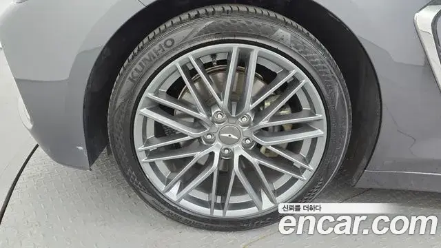 Genesis G70 2018 — Şəkil 13/20