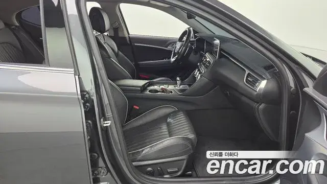 Genesis G70 2018 — Şəkil 19/20