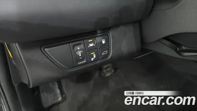 Genesis G70 2018 — Şəkil 8/20