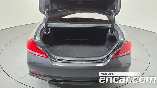 Genesis G70 2018 — Şəkil 20/20