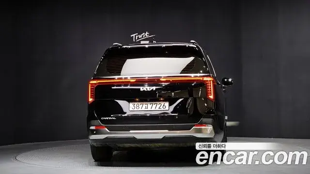 Kia Carnival 2024 — Фото 3/20