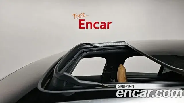 Volvo XC40 2021 — ფოტო 2/20