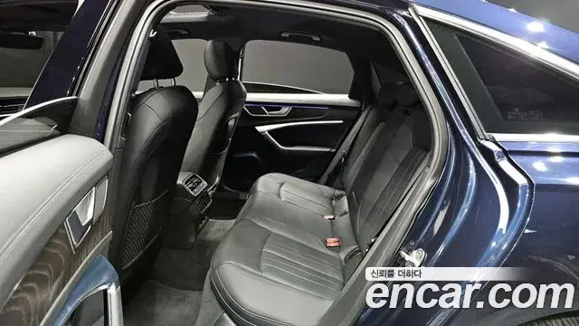 Audi A6 2021 — Şəkil 8/20