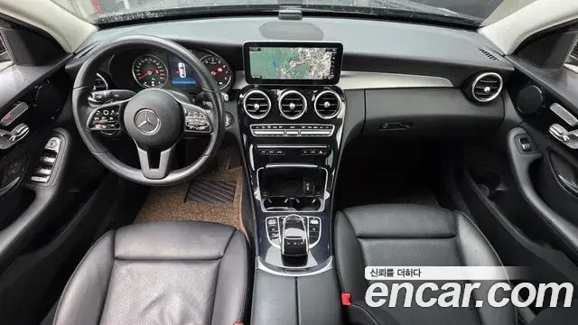 Mercedes-Benz C-Class 2019 — Şəkil 8/20