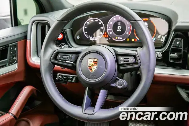 Porsche Cayenne 2023 — Şəkil 19/20