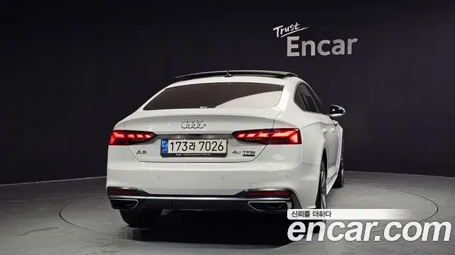 Audi A5 2021 — Фото 3/20