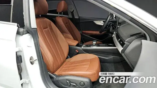 Audi A5 2021 — Фото 9/20