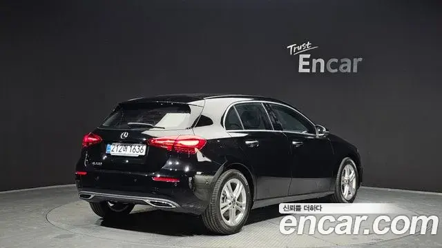Mercedes-Benz A-Class 2025 — ფოტო 15/20