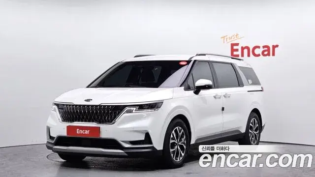 Kia Carnival 2020 — Фото 1/20
