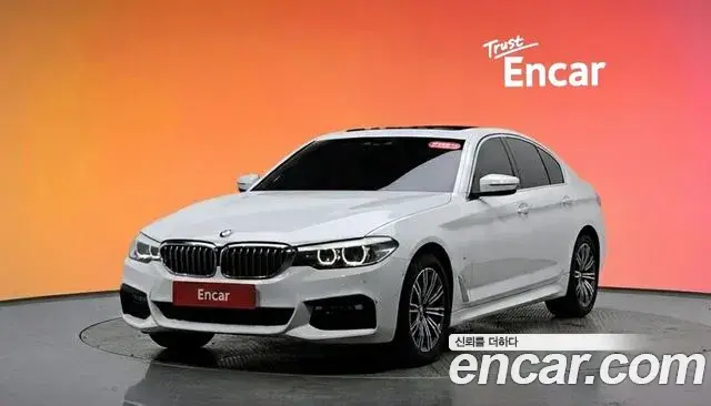 BMW 5 Series 2018 — Şəkil 17/20