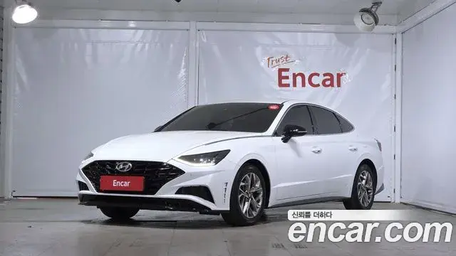 Hyundai Sonata Hybrid 2021 — Şəkil 11/20