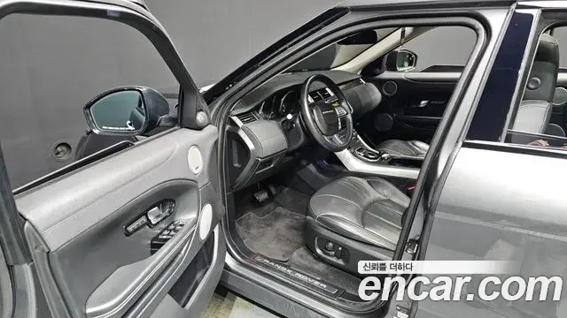 Land Rover Range Rover Evoque 2018 — Şəkil 16/20