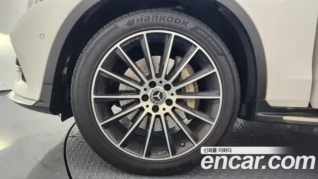 Mercedes-Benz GLC-Class 2018 — ფოტო 4/20