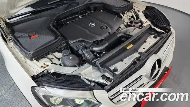 Mercedes-Benz GLC-Class 2018 — ფოტო 6/20