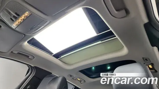 Mercedes-Benz GLC-Class 2018 — ფოტო 14/20