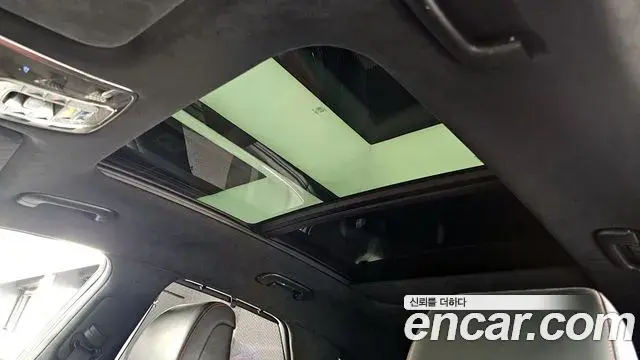 Genesis GV70 2021 — ფოტო 7/32