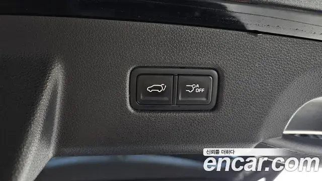 Kia Carnival 2021 — ფოტო 9/20