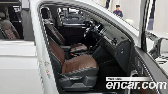 Volkswagen Tiguan Allspace 2023 — ფოტო 20/20