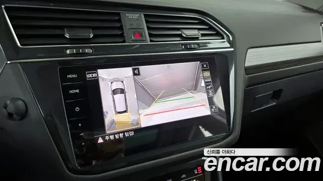 Volkswagen Tiguan Allspace 2023 — ფოტო 18/20