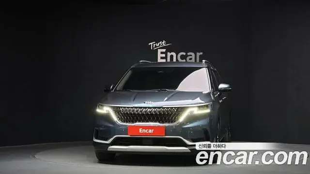 Kia Carnival 2021 — Фото 3/20
