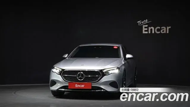 Mercedes-Benz E-Class 2024 — Şəkil 18/20