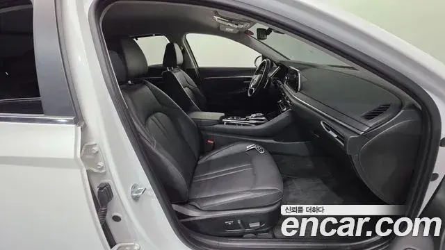 Hyundai Sonata Hybrid 2019 — Şəkil 6/20