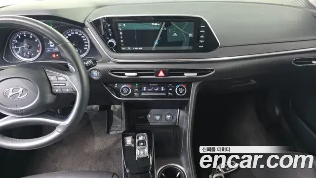 Hyundai Sonata Hybrid 2019 — Şəkil 10/20