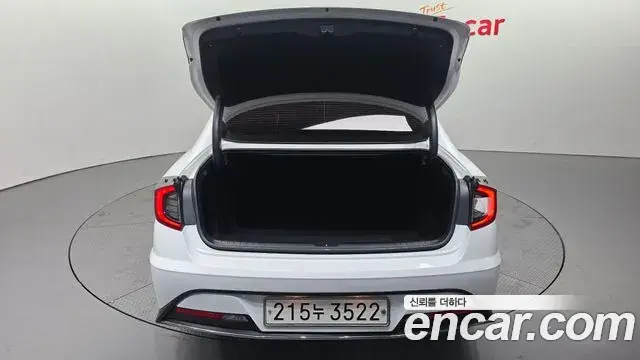 Hyundai Sonata Hybrid 2019 — Şəkil 12/20