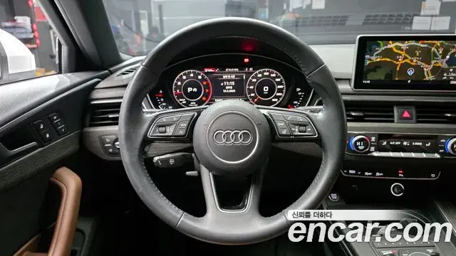 Audi A4 2019 — Фото 13/20