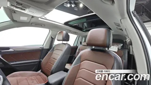 Volkswagen Tiguan Allspace 2023 — ფოტო 18/20