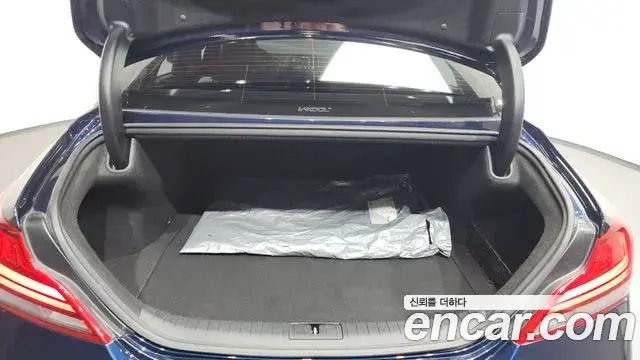 Genesis G70 2019 — Photo 14/20