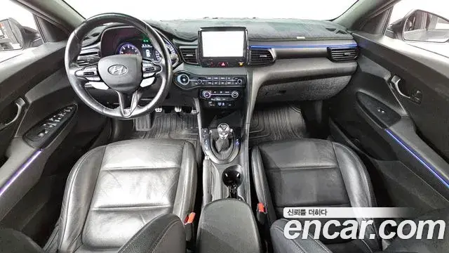 Hyundai Veloster 2018 — ფოტო 18/20