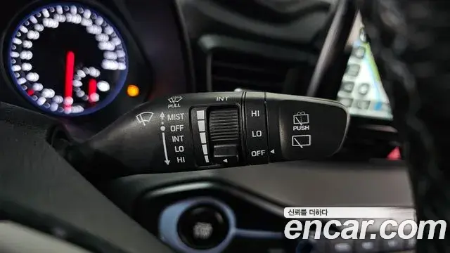 Hyundai Veloster 2018 — ფოტო 20/20