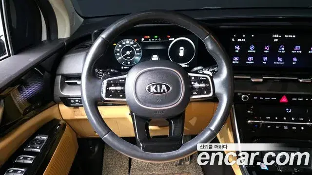 Kia Carnival 2021 — Фото 13/20