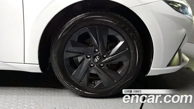 Hyundai The New Avante Hybrid 2021 — Şəkil 18/20