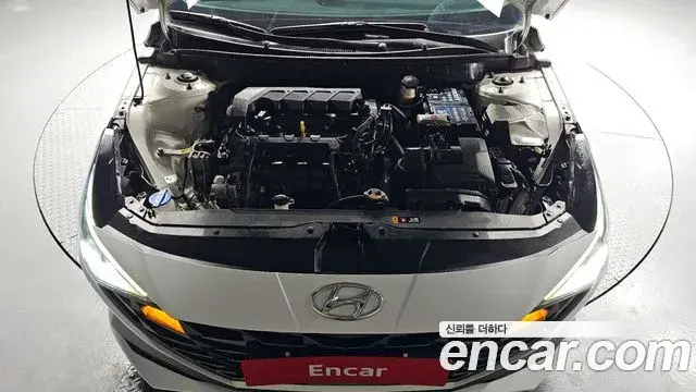 Hyundai The New Avante Hybrid 2021 — Şəkil 10/20