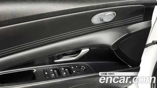 Hyundai The New Avante Hybrid 2021 — Şəkil 20/20