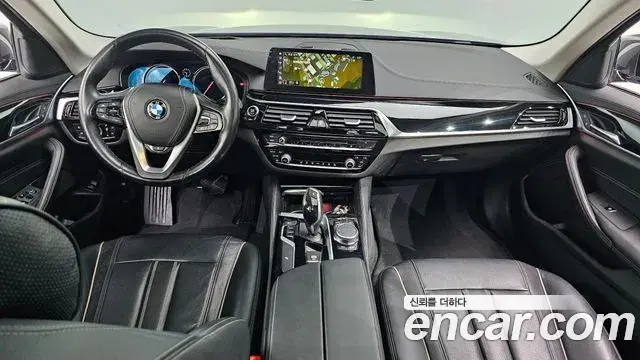 BMW 5 Series 2018 — Şəkil 6/20