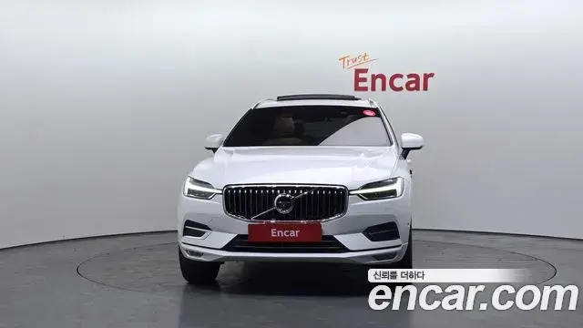 Volvo XC60 2019 — Şəkil 17/20
