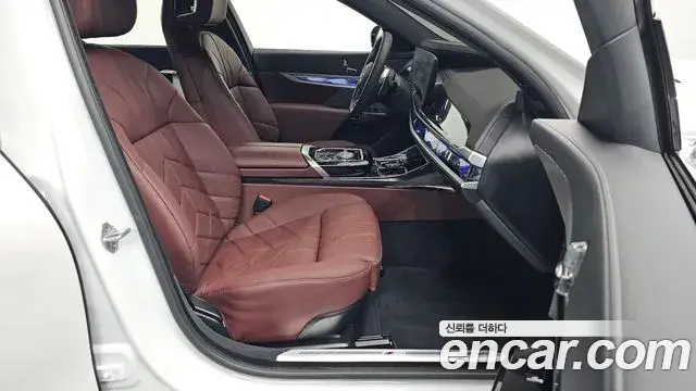 BMW 7 Series 2025 — ფოტო 10/20